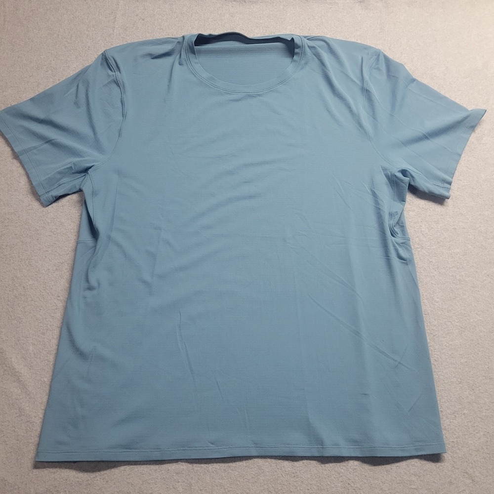 Lululemon Mens‎ Active Shirt Size XL Blue Yoga Gym Workout Short Sleeve